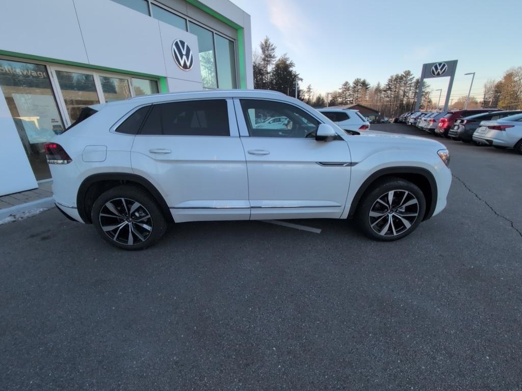 new 2025 Volkswagen Atlas Cross Sport car, priced at $53,056
