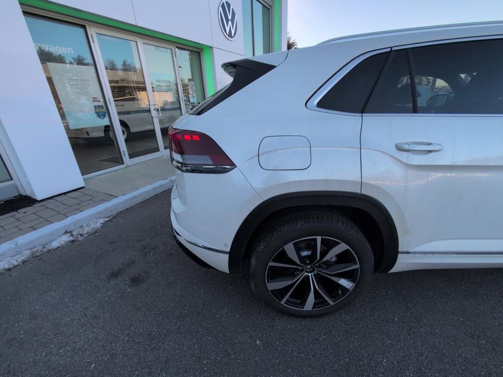 new 2025 Volkswagen Atlas Cross Sport car, priced at $53,056