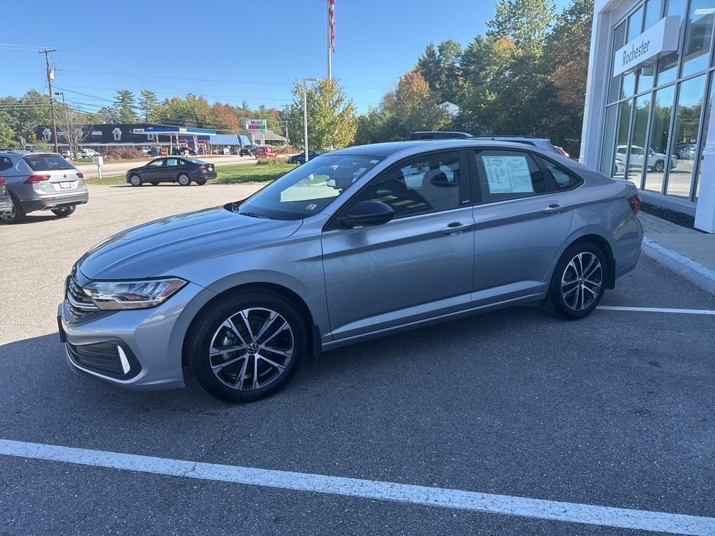 used 2024 Volkswagen Jetta car, priced at $22,424
