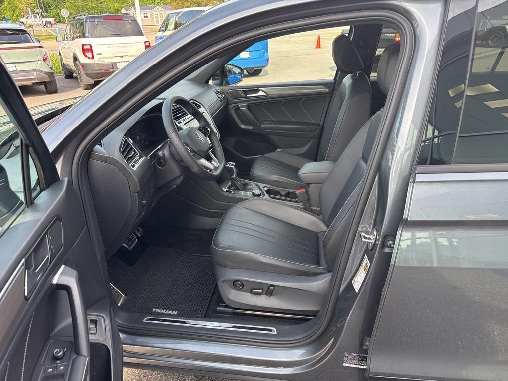 used 2024 Volkswagen Tiguan car, priced at $32,995