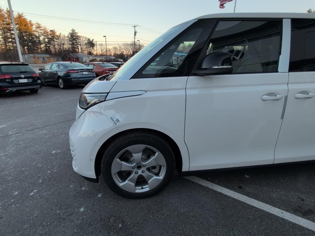 new 2025 Volkswagen ID. Buzz car, priced at $62,342