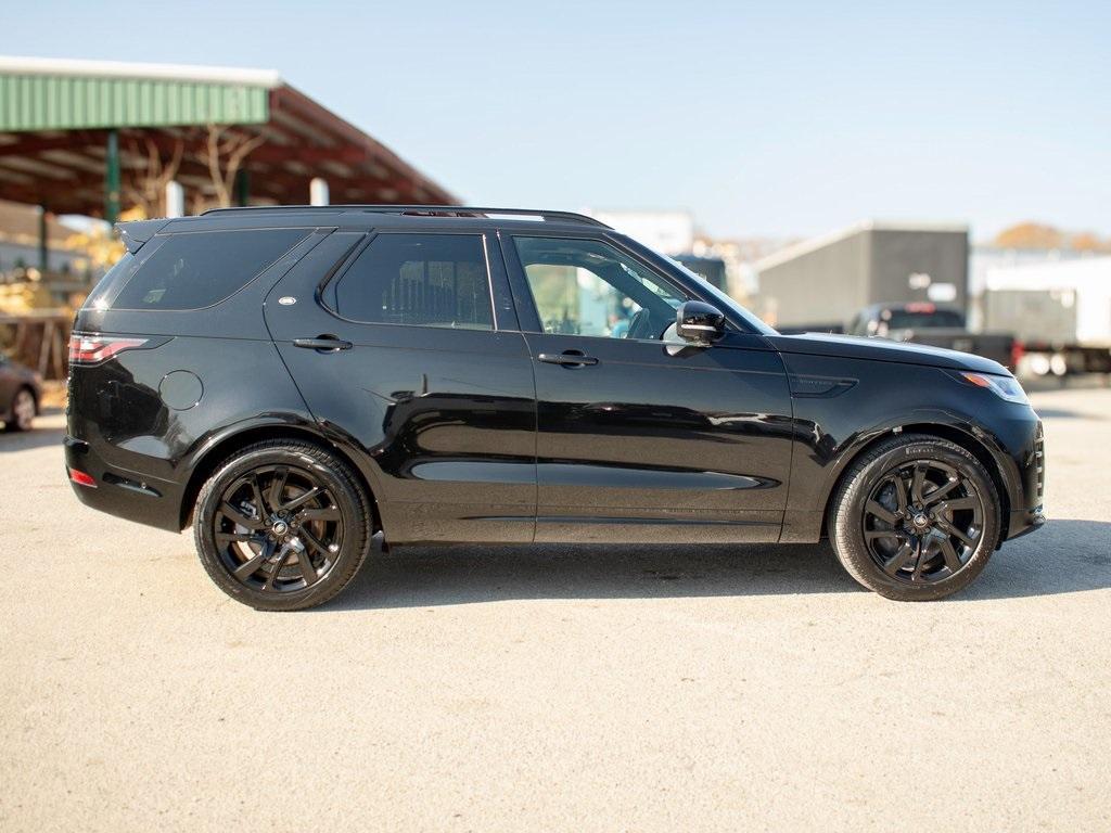 used 2024 Land Rover Discovery car, priced at $71,900