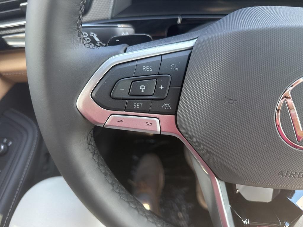 new 2026 Volkswagen Atlas Cross Sport car, priced at $50,962