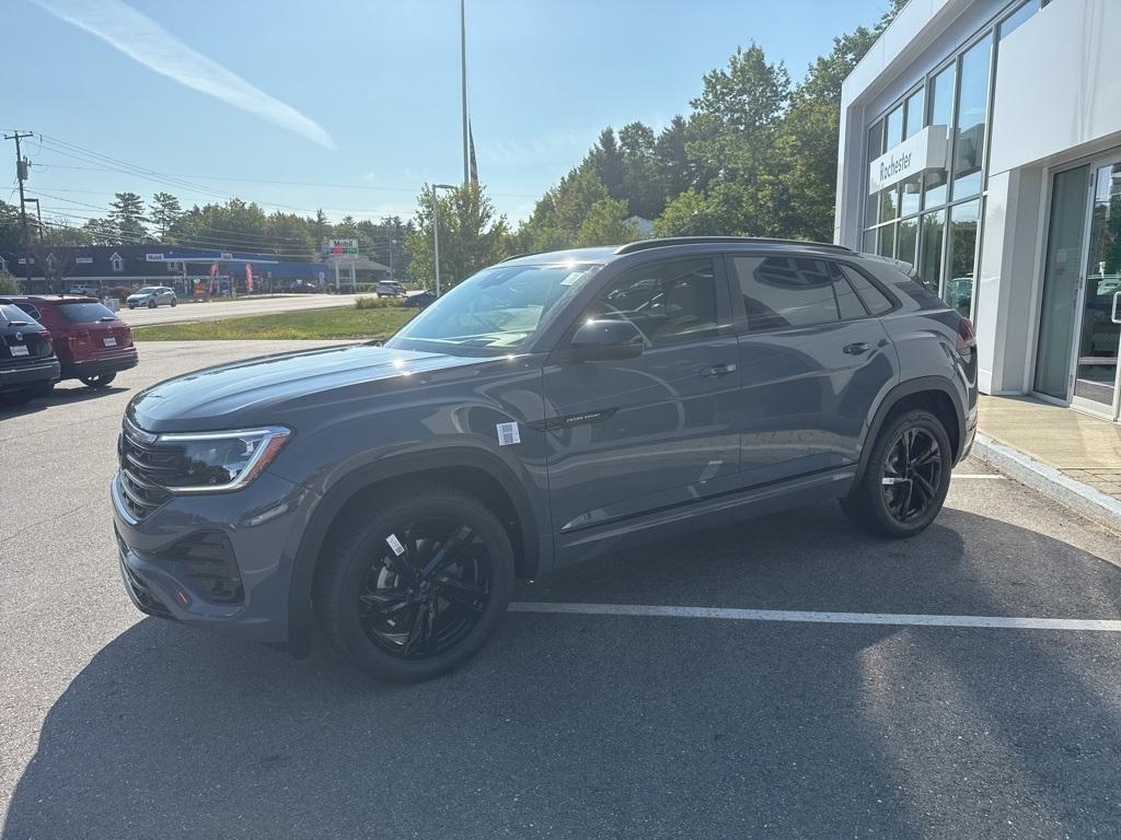 new 2026 Volkswagen Atlas Cross Sport car, priced at $50,962