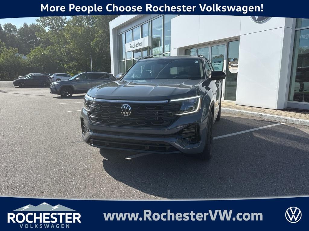new 2026 Volkswagen Atlas Cross Sport car, priced at $50,962