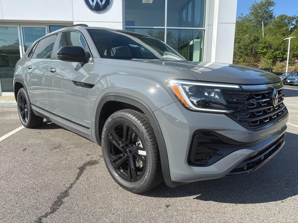 new 2026 Volkswagen Atlas Cross Sport car, priced at $50,962