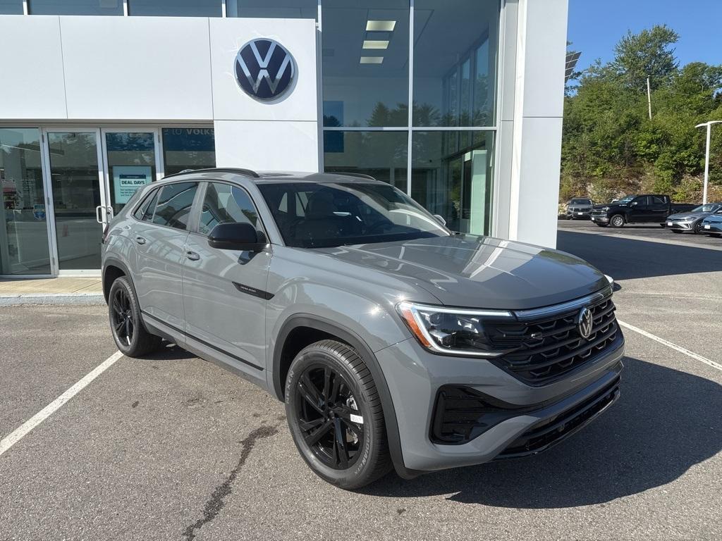 new 2026 Volkswagen Atlas Cross Sport car, priced at $50,962