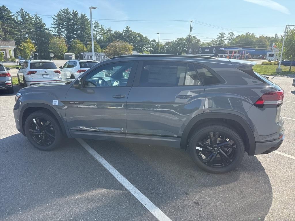 new 2026 Volkswagen Atlas Cross Sport car, priced at $50,962