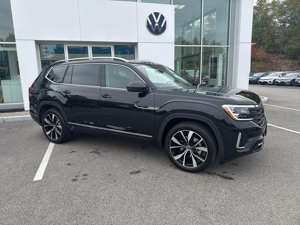 new 2026 Volkswagen Atlas car, priced at $54,821