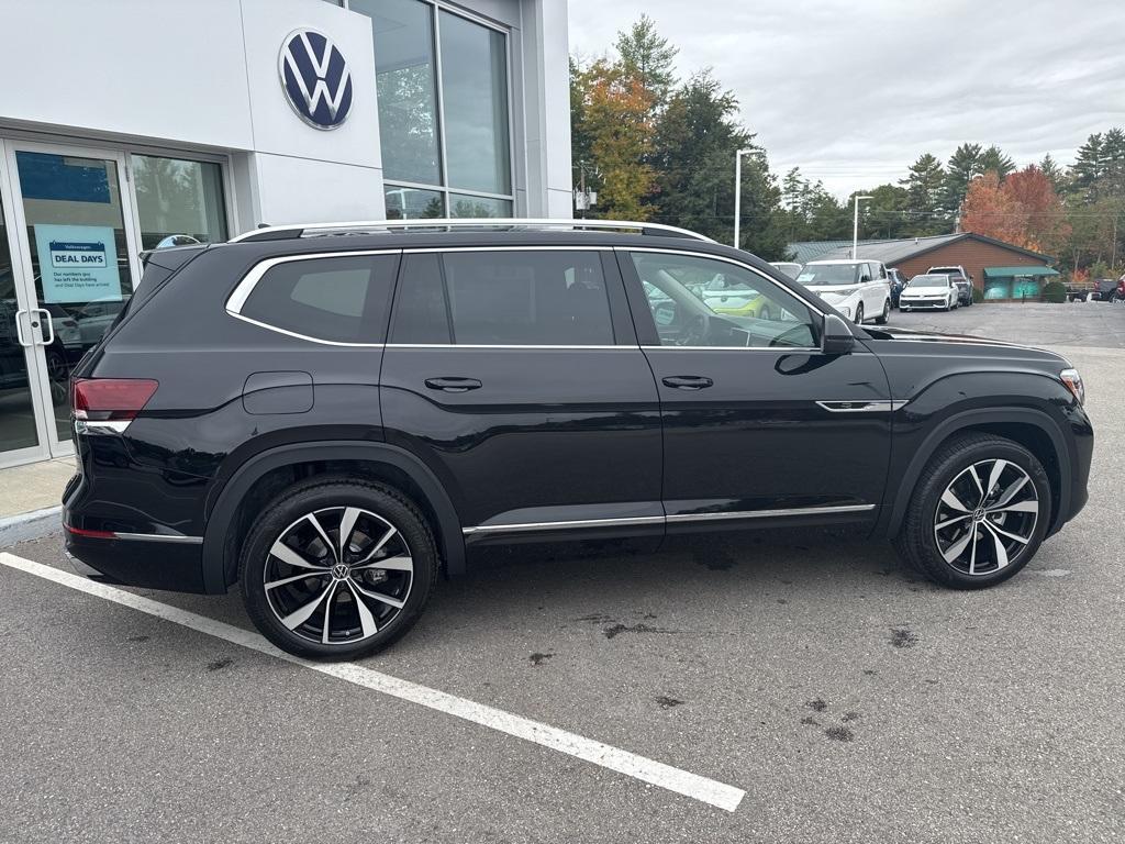 new 2026 Volkswagen Atlas car, priced at $54,821