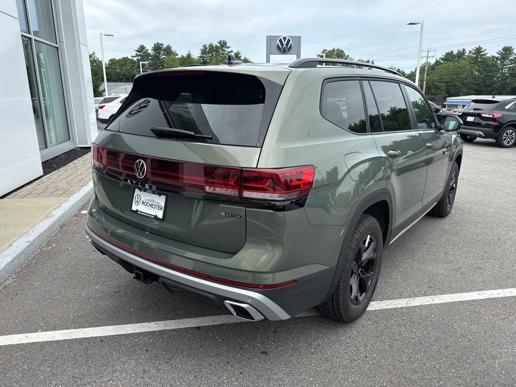 new 2025 Volkswagen Atlas car, priced at $43,460