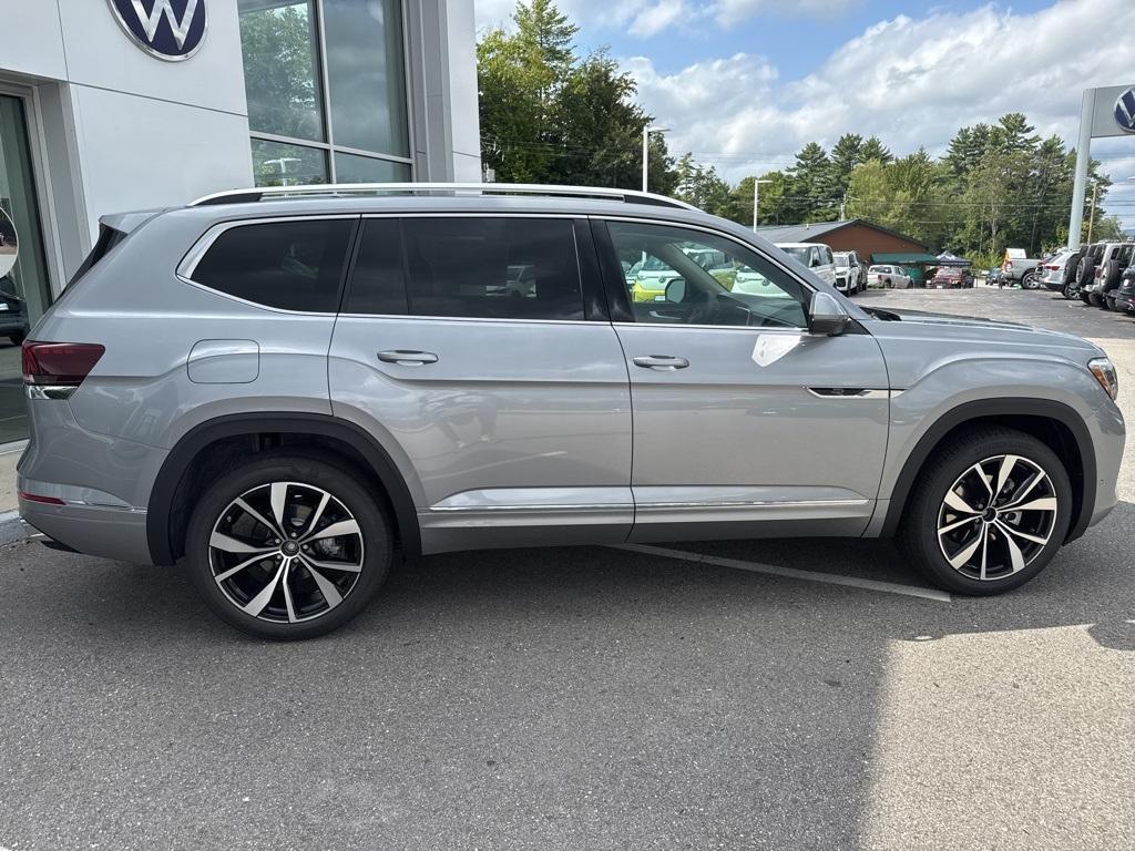 new 2026 Volkswagen Atlas car, priced at $54,223