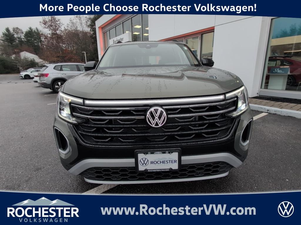 new 2024 Volkswagen Atlas car, priced at $47,950