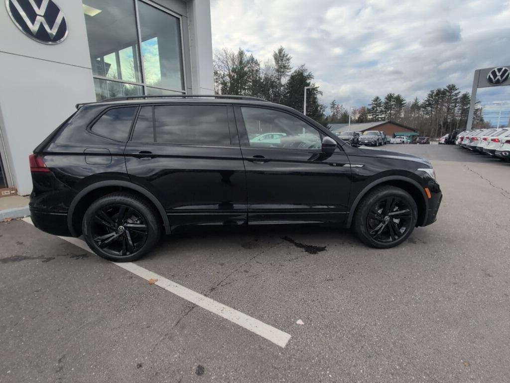 new 2024 Volkswagen Tiguan car, priced at $33,835