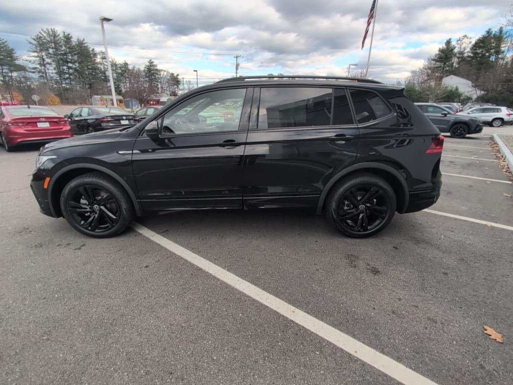 new 2024 Volkswagen Tiguan car, priced at $33,835