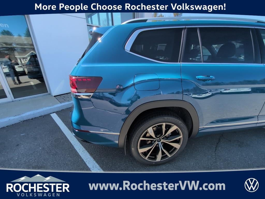 new 2025 Volkswagen Atlas car, priced at $51,342