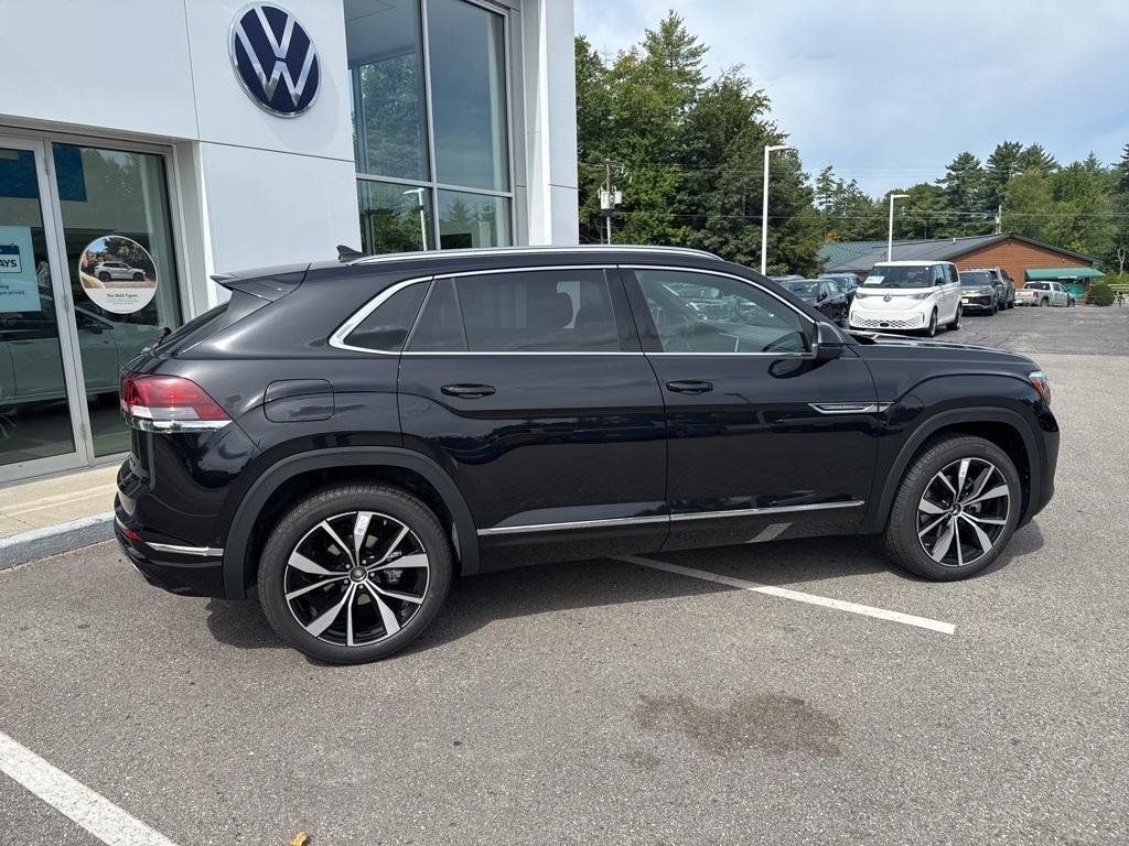new 2026 Volkswagen Atlas Cross Sport car, priced at $53,988