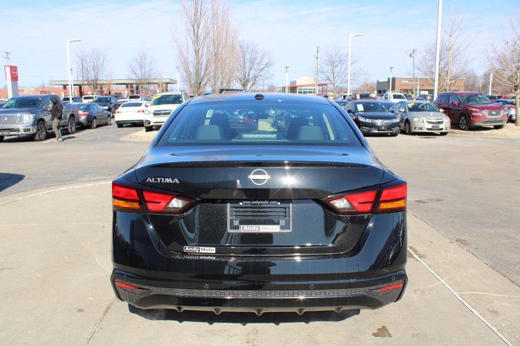 new 2025 Nissan Altima car, priced at $27,416