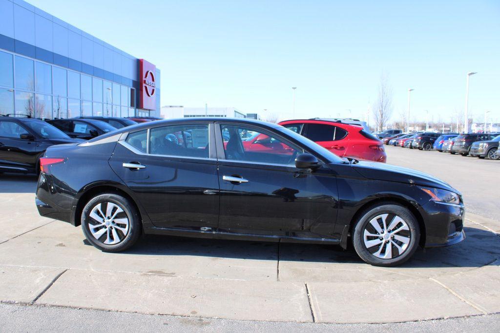 new 2025 Nissan Altima car, priced at $27,416