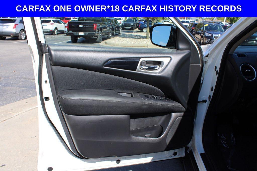 used 2017 Nissan Pathfinder car, priced at $11,750