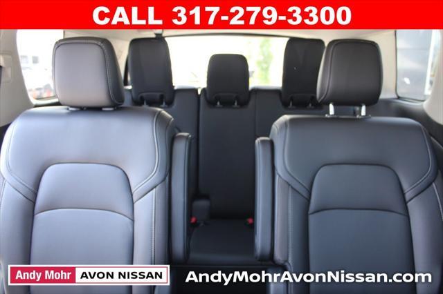 new 2025 Nissan Pathfinder car, priced at $46,043