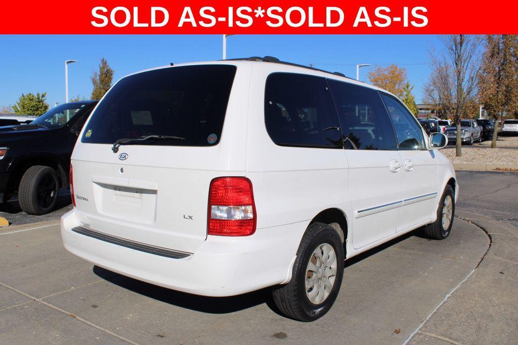 used 2005 Kia Sedona car, priced at $2,500