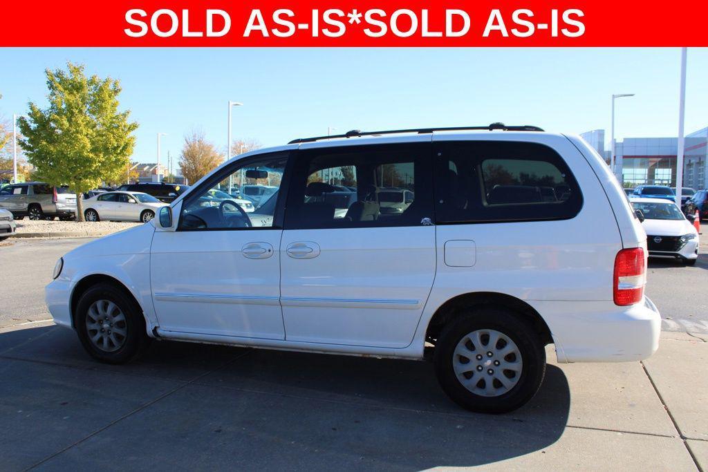 used 2005 Kia Sedona car, priced at $2,500