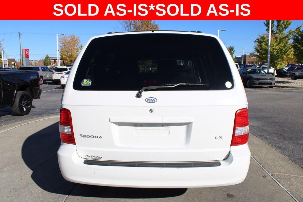 used 2005 Kia Sedona car, priced at $2,500