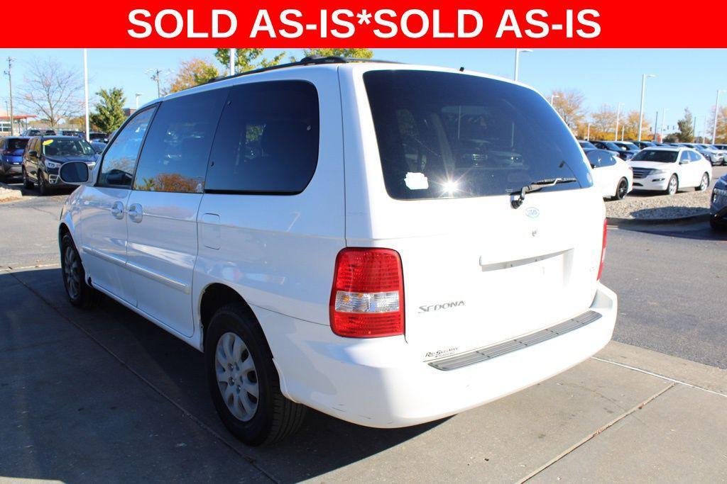 used 2005 Kia Sedona car, priced at $2,500