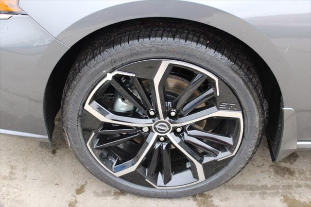 new 2025 Nissan Altima car, priced at $29,500