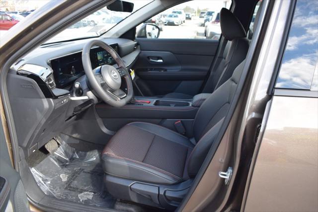 new 2025 Nissan Kicks car, priced at $30,244