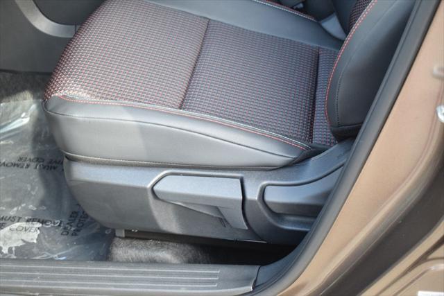 new 2025 Nissan Kicks car, priced at $30,244
