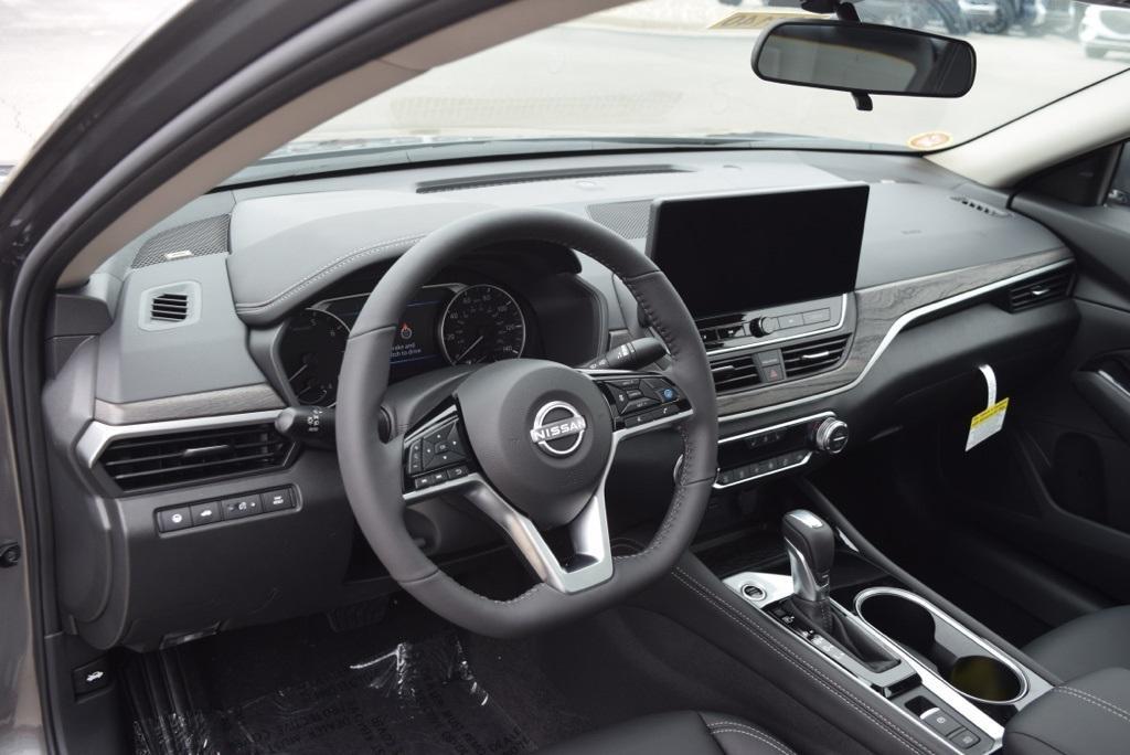 new 2024 Nissan Altima car, priced at $34,266