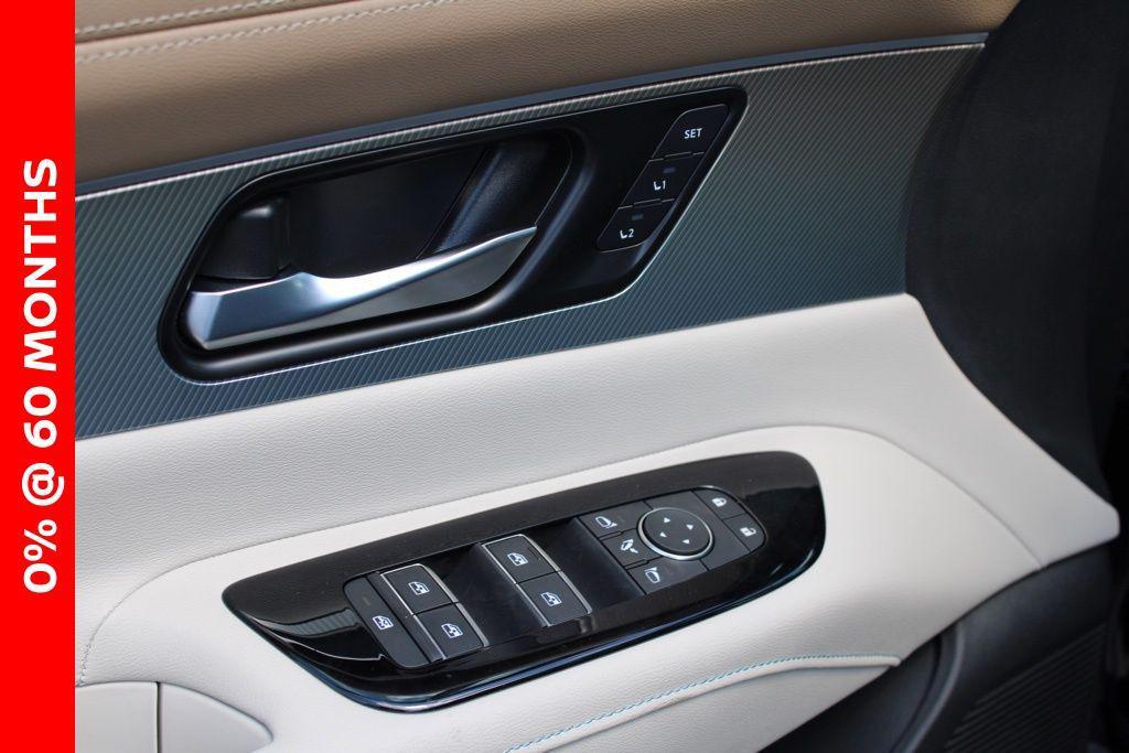 new 2025 Nissan Murano car, priced at $43,822