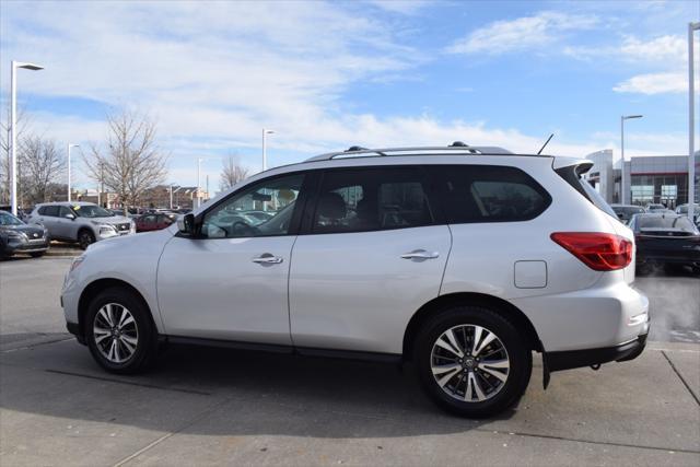 used 2017 Nissan Pathfinder car, priced at $14,000