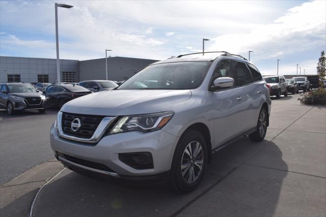 used 2017 Nissan Pathfinder car, priced at $14,000