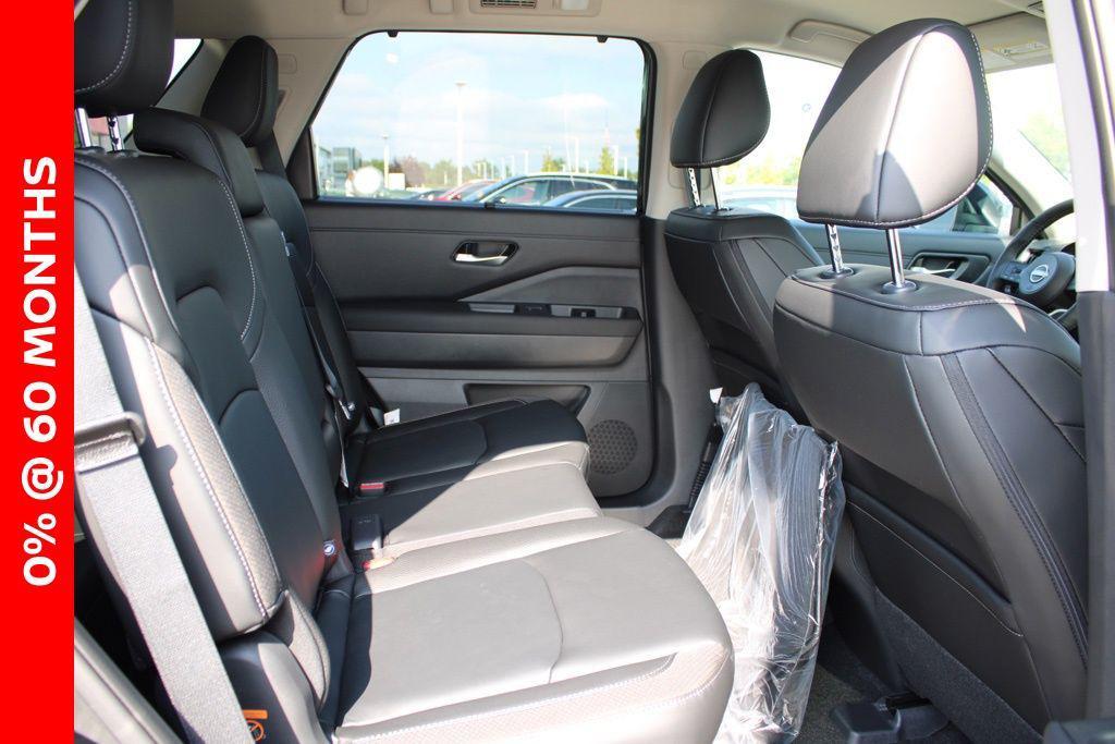 new 2025 Nissan Pathfinder car, priced at $39,513