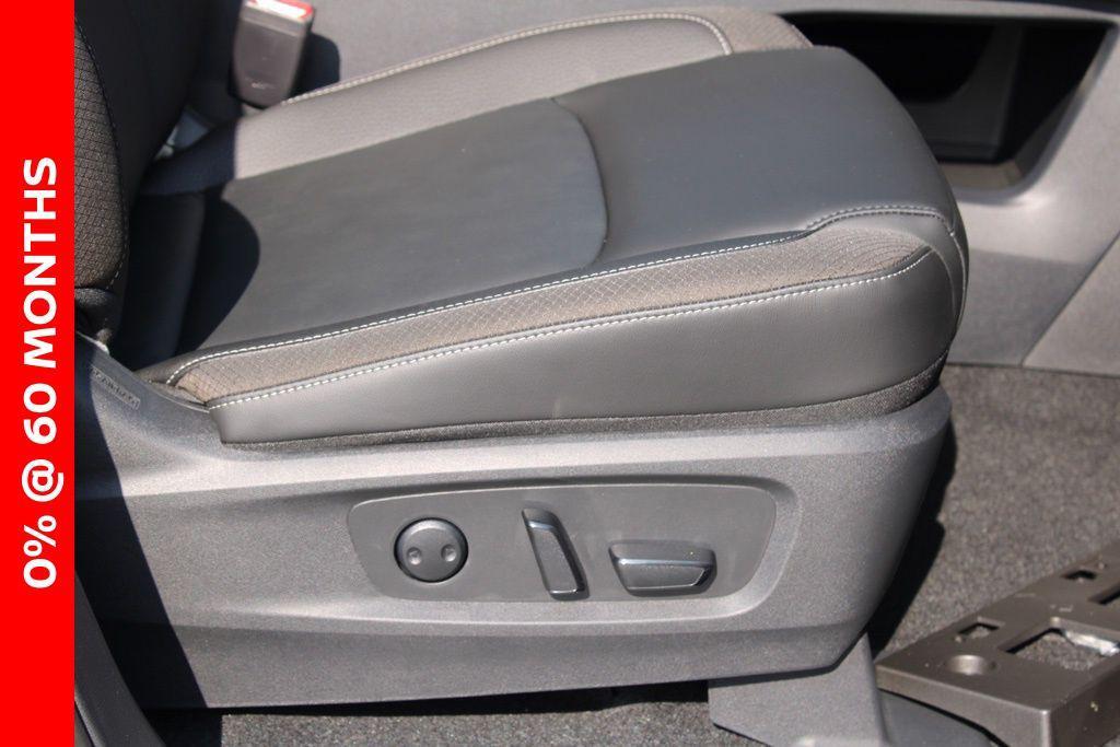 new 2025 Nissan Pathfinder car, priced at $39,513