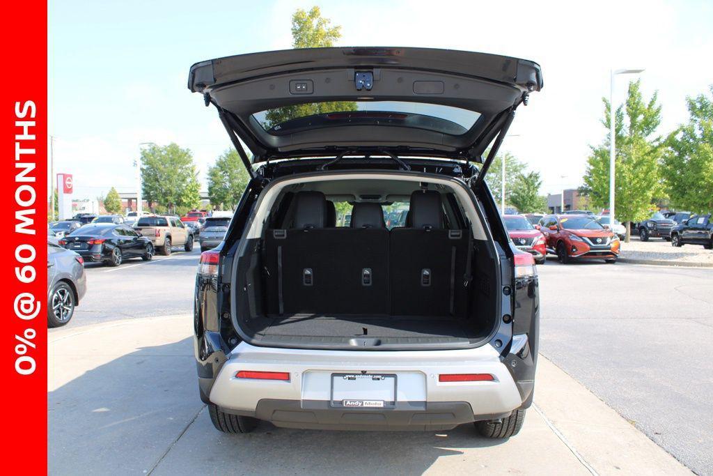 new 2025 Nissan Pathfinder car, priced at $39,513