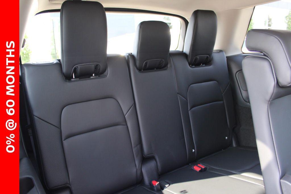 new 2025 Nissan Pathfinder car, priced at $39,513