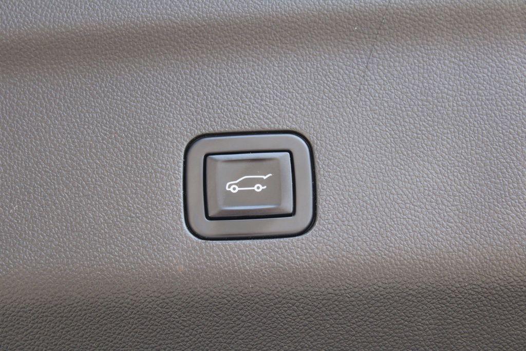 used 2022 Chevrolet Tahoe car, priced at $49,500