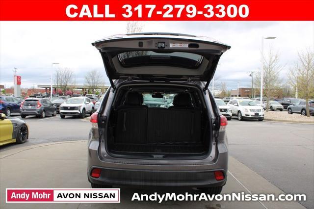 used 2019 Toyota Highlander car, priced at $21,500
