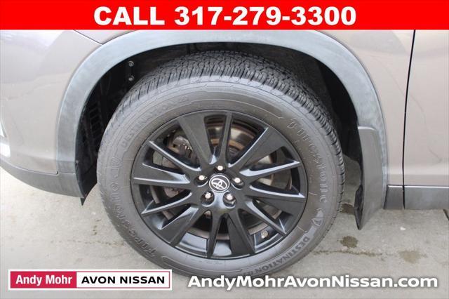 used 2019 Toyota Highlander car, priced at $21,500