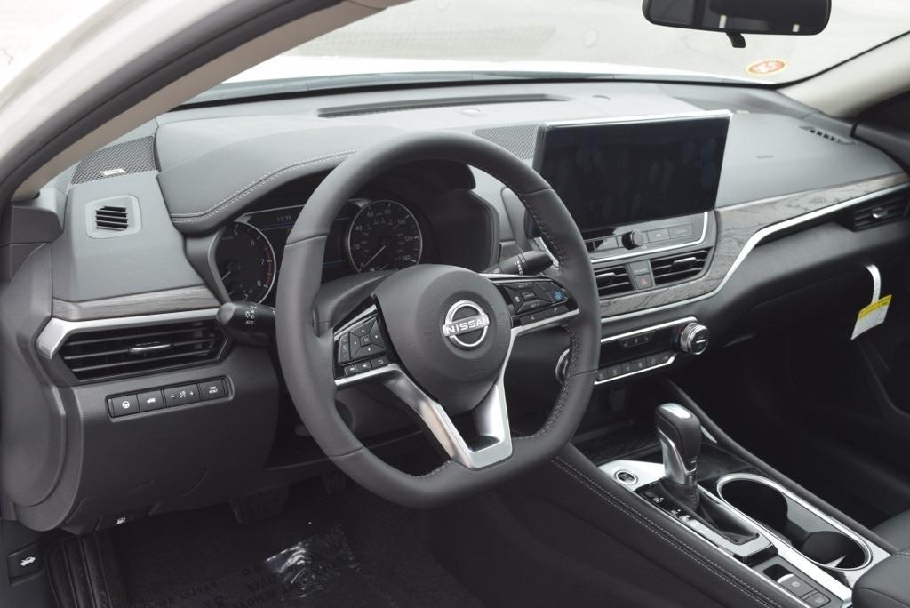 new 2024 Nissan Altima car, priced at $35,075