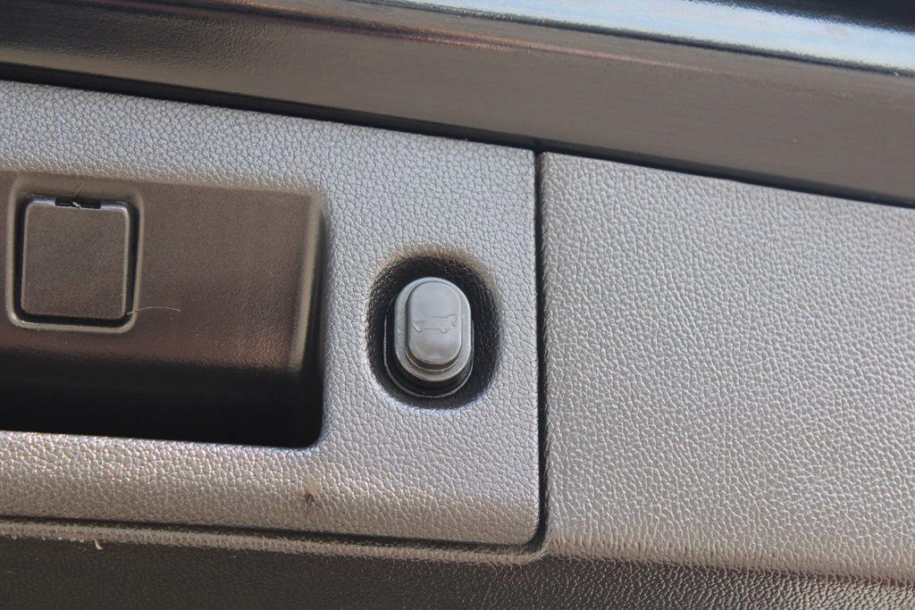 used 2020 Chevrolet Tahoe car, priced at $33,000