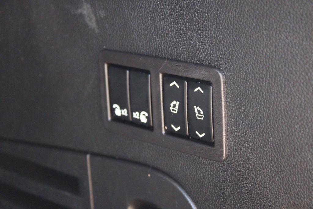 used 2020 Chevrolet Tahoe car, priced at $33,000