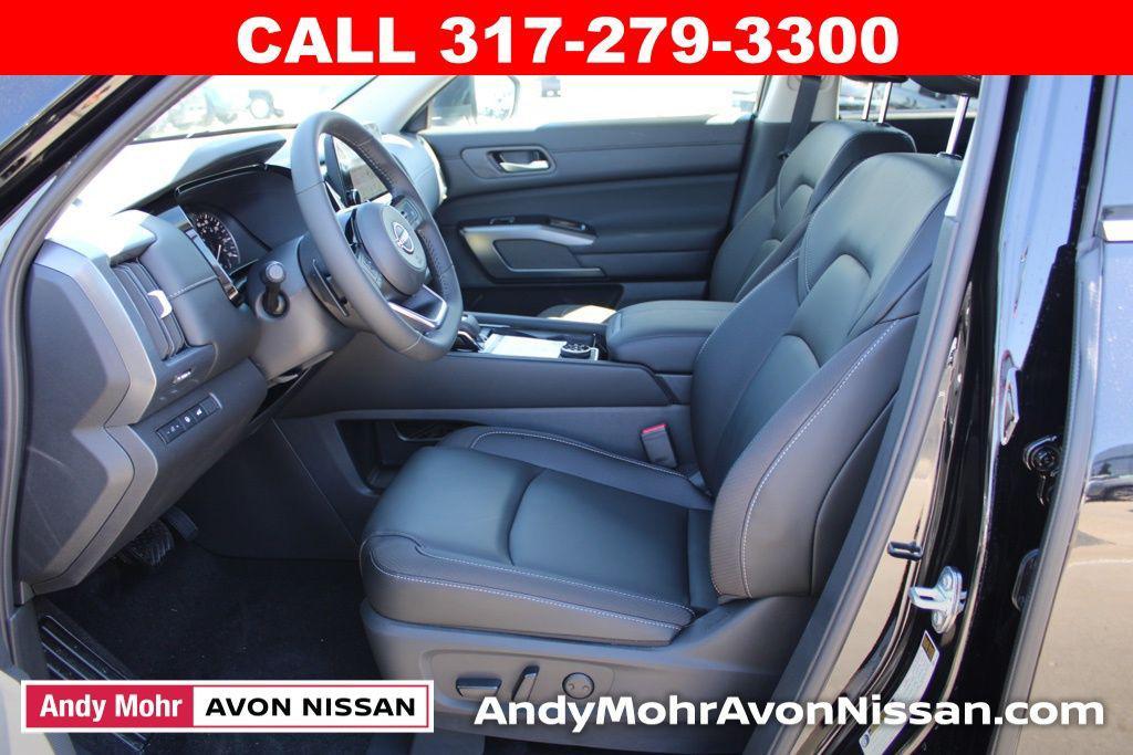 new 2025 Nissan Pathfinder car, priced at $43,596