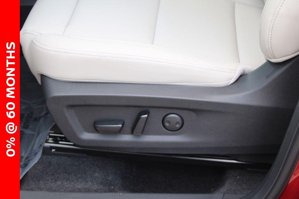 new 2025 Nissan Murano car, priced at $43,934