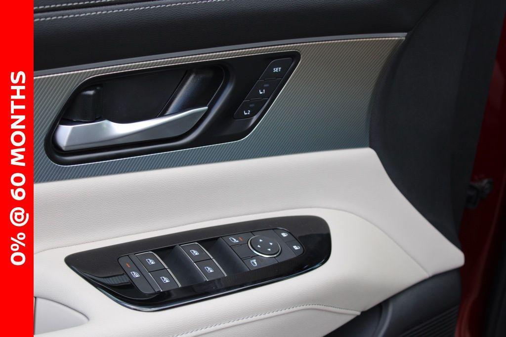 new 2025 Nissan Murano car, priced at $43,934