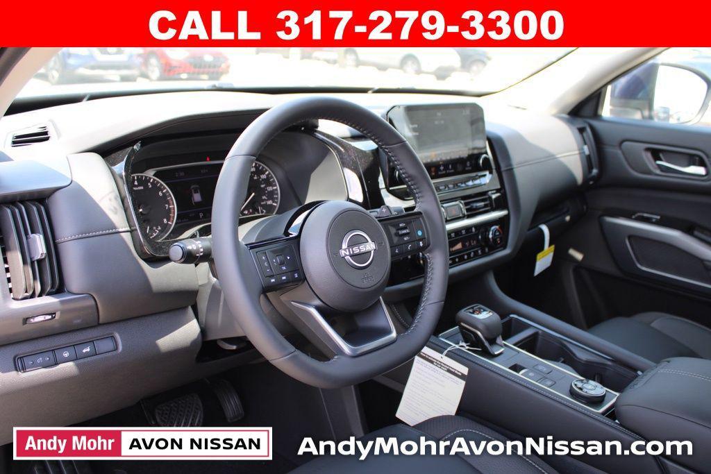 new 2025 Nissan Pathfinder car, priced at $45,210